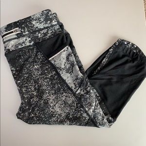 Athleta crop leggings